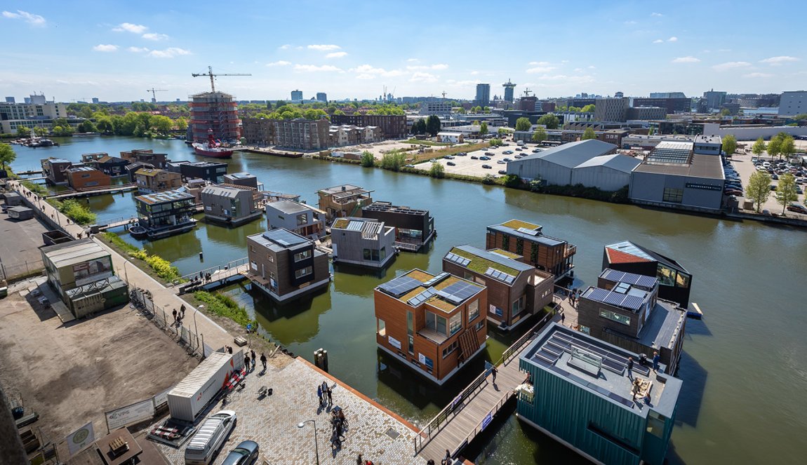 アート・デザイン・音楽 Dutch Architects and Their Houses Mix Modern Traditional Dutch Architecture Stock Photo